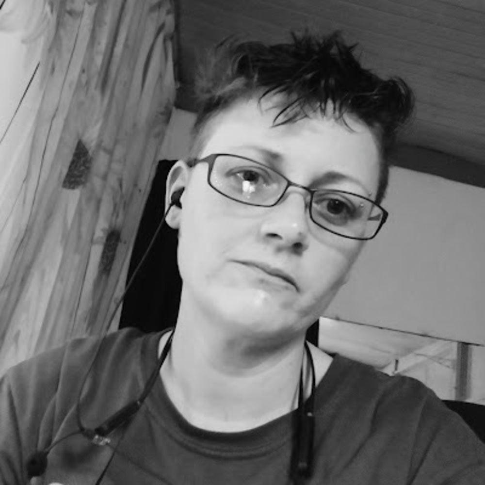 Meet your Posher, Vicky
